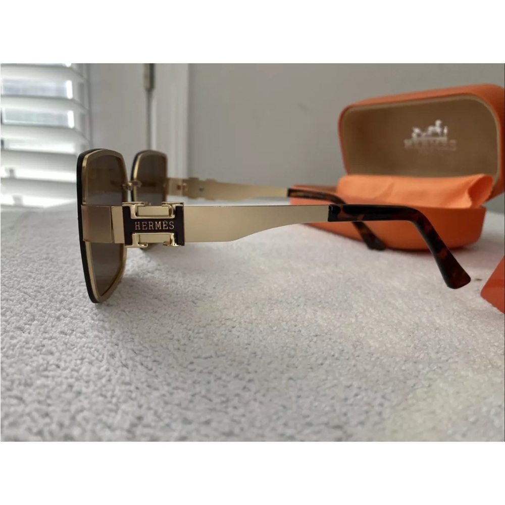 Hermès Fashion Sunglasses with Orange Case - Picture 7 of 13